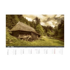 Nástenný kalendár 2018 Drevené Slovensko (8)
