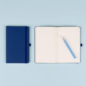 Notes Tmavomodrý, bodkovaný, 13 × 21 cm, modrá (8)