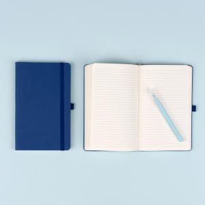 Notes Tmavomodrý, linajkovaný, 13 × 21 cm, modrá (8)